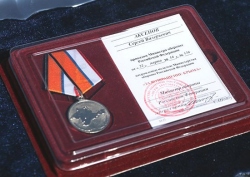 Кадетам - спортивные дипломы, казаку – военная медаль