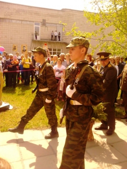В микрорайоне «Ложок» города Искитима прошел митинг, посвященный 70-летию Великой Победы