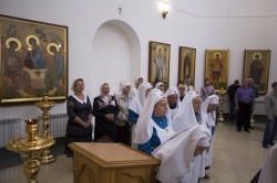 Архипастырь вручил награды в связи с 15-летним юбилеем епархиального сестричества милосердия