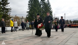 Управляющий Искитимской епархией принял участие в торжественных мероприятиях, посвященных 73-й годовщине Победы в Великой Отечественной войне