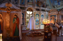 Пред Казанской иконой Божией Матери