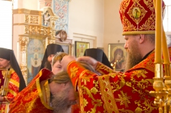 Архиерейская служба в Свято-Покровском монастыре