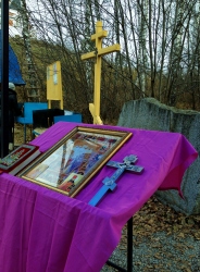 26 октября  отслужен молебен святым Новомученикам Новосибирским на Святом источнике