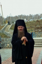 26 октября  отслужен молебен святым Новомученикам Новосибирским на Святом источнике