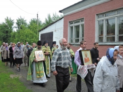 В Соборном храме во имя святителя Алексия, митрополита Московского, прошла праздничная служба, посвященная Дню памяти святителя
