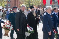 Управляющий Искитимской епархией принял участие в городских торжественных мероприятиях, посвященных 74-й годовщине Победы в Великой Отечественной войне