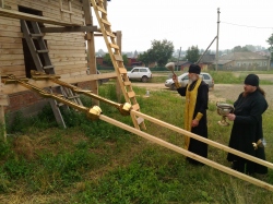 Строим храм в Бобровке Сузунского района