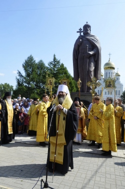 В Новосибирске торжественно отпраздновали День Крещения Руси