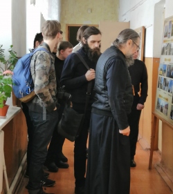 Студенты Новосибирской духовной семинарии посетили мужской монастырь в честь Всех Святых в земле Сибирской просиявших в Черепаново