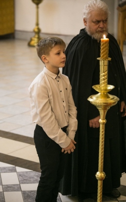 Детская Литургия в нижнем приделе Никольского кафедрального собора